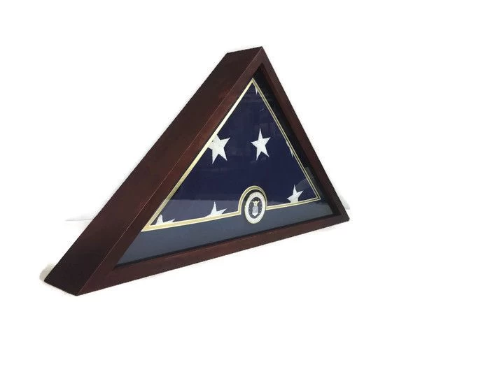U.S. Flag Display Case With U.S. Air Force Medallion 2 U.S. Flag Display Case With U.S. Air Force Medallion - Image 2